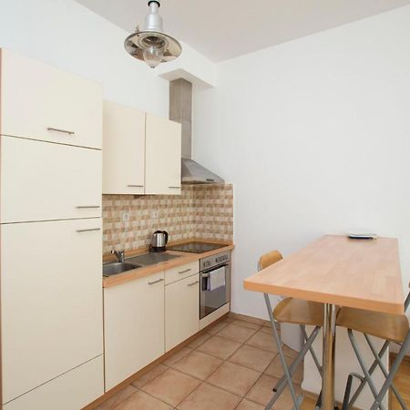 Astra Apartments Budapest Esterno foto