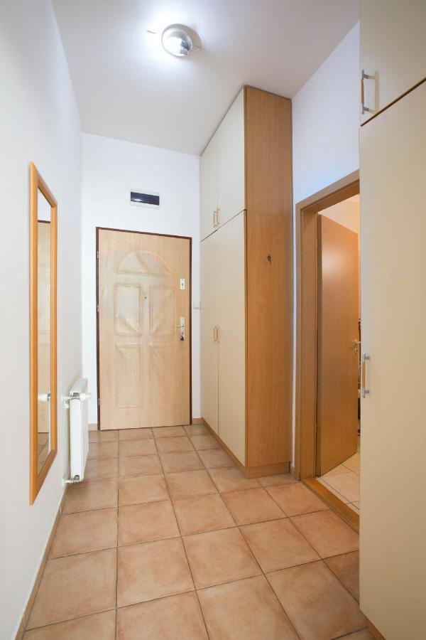 Astra Apartments Budapest Esterno foto